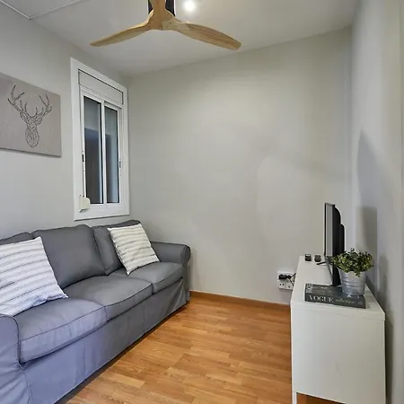 Bbarcelona Montjuic Apartment *