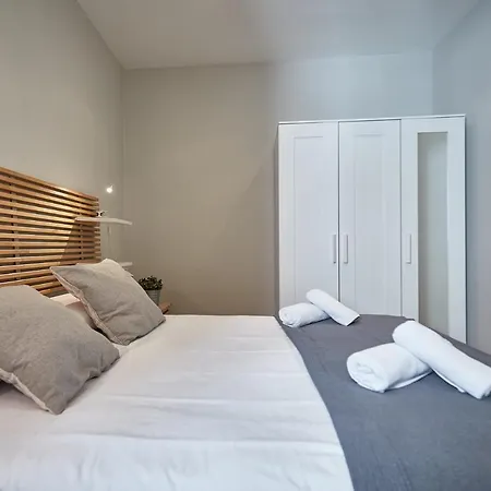 Bbarcelona Montjuic Apartment