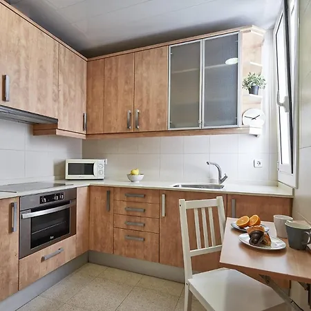 Bbarcelona Montjuic Apartment *
